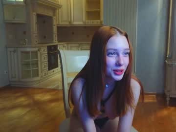 webcam girl shirleywhitney live cam image #8571733