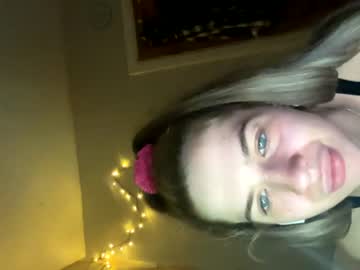 webcam girl british_amber18 live cam image #291480