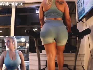 webcam girl milavalentinax live cam image #2474652