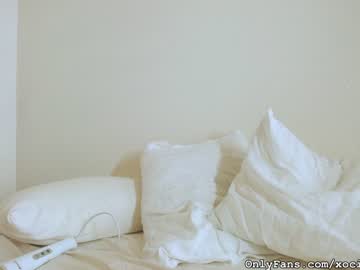webcam girl cinnabelle live cam image #3307141