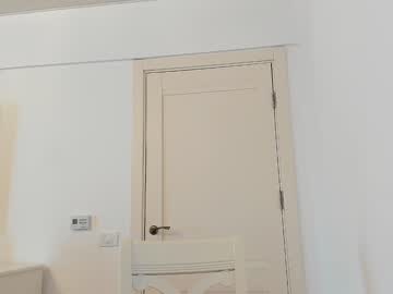 webcam girl devyale live cam image #6872142