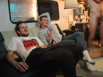 webcam man hollandhousestudios live cam image #1873379