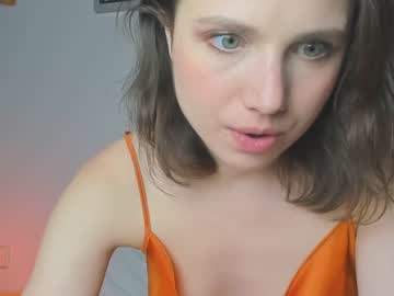 webcam girl stellawells live cam image #5885345