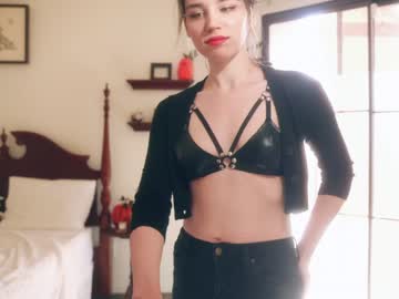 webcam girl cinnabelle live cam image #519617