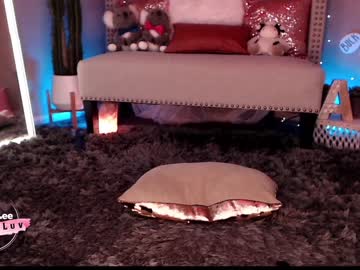 webcam girl aubrilee live cam image #5190369