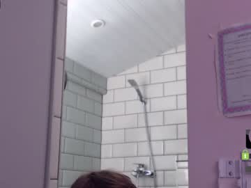 webcam man isaac_moris_ live cam image #1839520