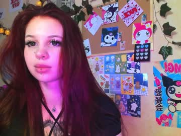 webcam girl maaarynip live cam image #2574416