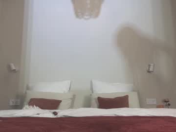 webcam girl two_trunkx live cam image #11455154