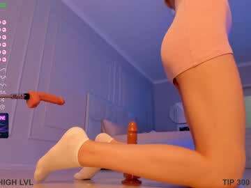 webcam girl aerri_lee live cam image #3600261