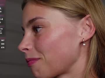 webcam girl abby_laker live cam image #10844079