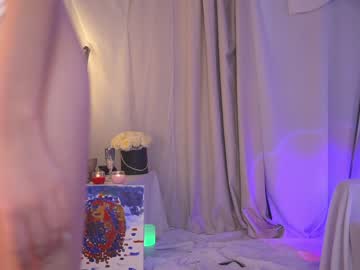 webcam girl kateuwugirl live cam image #7283530