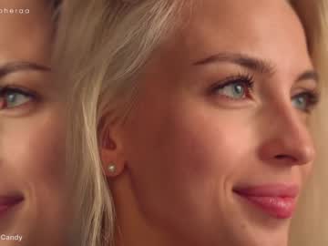 webcam girl artmosphera live cam image #6105560