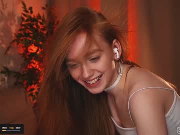 webcam girl lizzy_blaze live cam image #9692778
