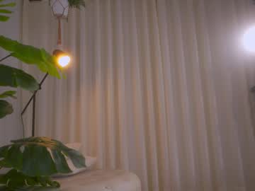 webcam girl gigi_ulala live cam image #12365499
