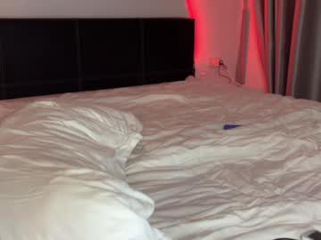 webcam man kleotwink live cam image #10821782