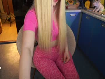 webcam girl sweety_rinushka_ live cam image #2098021