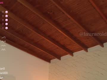 webcam girl laura_roldan live cam image #7524471