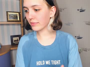 webcam girl sun_like_hugs live cam image #5942162
