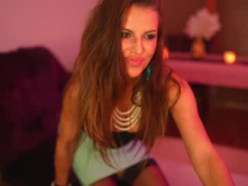webcam girl gloria_longoria live cam image #10778309