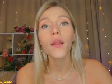 webcam girl annbarby live cam image #1395072
