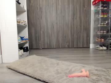 webcam girl lindabluee live cam image #12893614