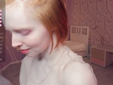 webcam girl gingers_hugs live cam image #8146619