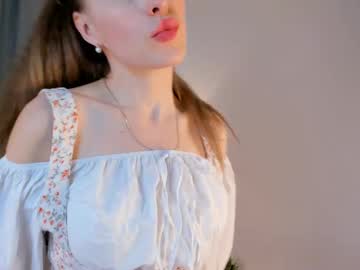 webcam girl carrievega live cam image #12339922