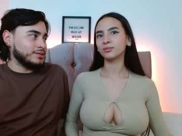 webcam couple moonbrunettee live cam image #7421288