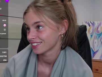 webcam girl abby_laker live cam image #10778732