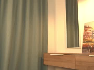 webcam girl kiriko_chan live cam image #9132875