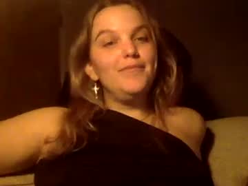 webcam girl rubybluemoon live cam image #12113530