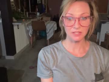 webcam girl kaileeshy live cam image #10427579
