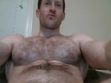 webcam man trev9610 live cam image #8919334