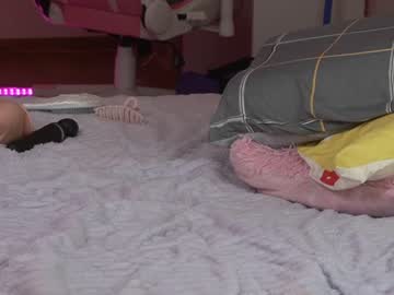 webcam girl rosyemily live cam image #8777300