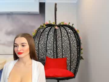 webcam girl elizabeth__gray live cam image #4947559