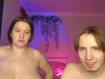 webcam couple hello_imkitty live cam image #12239985