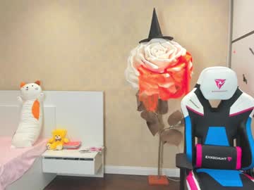 webcam girl cherrypie_01 live cam image #4094937