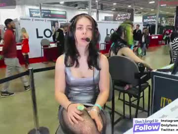 webcam girl mayasings live cam image #7833608