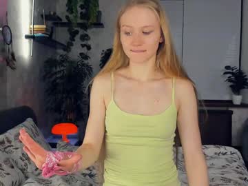 webcam girl one_1ove live cam image #11731536
