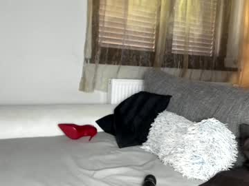 webcam girl pbsteve live cam image #4085784