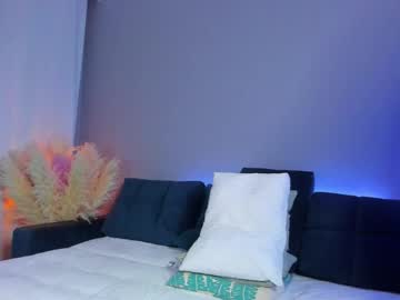 webcam girl mirabrunette live cam image #11932466