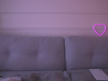 webcam girl elena_li live cam image #6382063