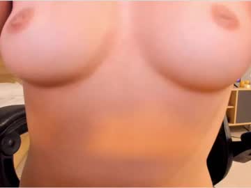 webcam girl lindamei live cam image #11956831