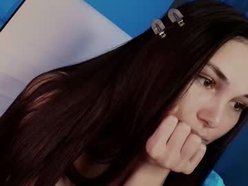 webcam girl hollyextra live cam image #11955821