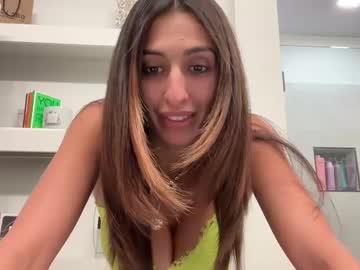 webcam girl camiliakxoxo live cam image #10673135