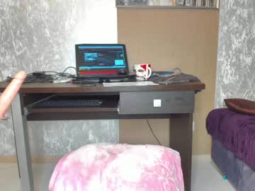 webcam girl squirt_blondy live cam image #2443564