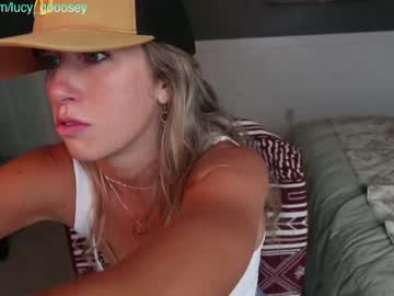 webcam girl lucy_gooosey live cam image #6750190
