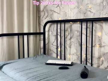 webcam couple bethanie_derek live cam image #10899496