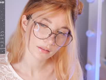 webcam girl illegaldream live cam image #6608363