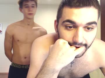 webcam man teddy_mode live cam image #385202